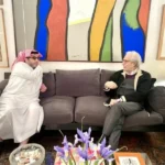 ماذا قال فاروق حسني عن زيارة تركي آل الشيخ له في منزله؟