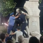 للمرة السادسة في تاريخه.. تمثال «عين الفوارة» في الجزائر يتعرض للتخريب