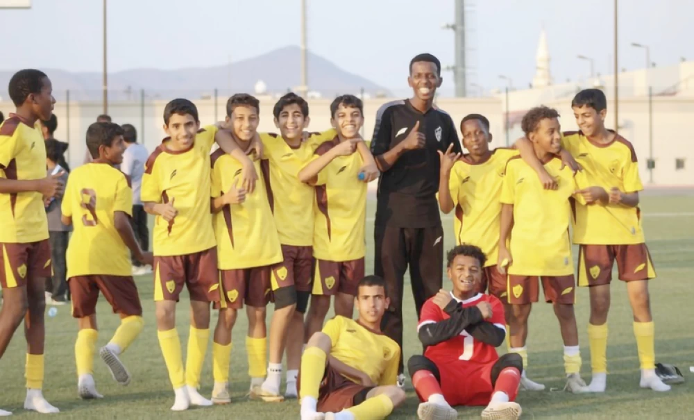 أنقذنا النادي من نفق المنع أنقذنا النادي من نفق المنع