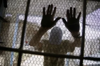 بعد تجاهل البلاغات.. مغربي يقتل مسناً في طريقه لصلاة الفجر