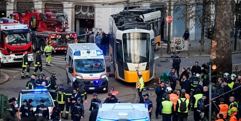 ترام يخرج عن السيطرة في ميلانو!