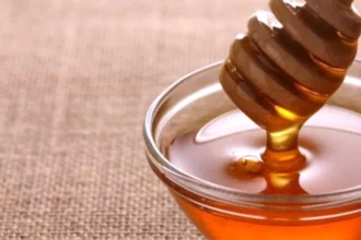 فوائد الماء والعسل: