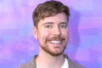 مستر بيست يتبرع ببناء مدارس وحفر آبار.. ماذا عن مشاهير العرب؟