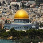 وزير الأوقاف: فتح عيادات في باحات المسجد الأقصى لخدمة المصلين