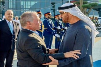 الملك والرئيس الإماراتي يبحثان هاتفيا أبرز مستجدات الإقليم