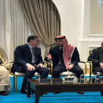 نائب الملك يعزي برئيس الوزراء الأسبق أحمد عبيدات