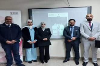 فريق أردني ينجز مشروعا للتطوير روبوت ذكي لتنقية مياه البحار