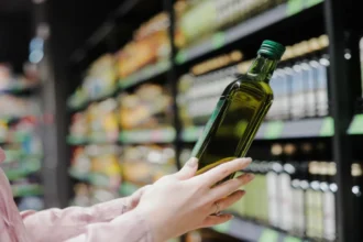 ‘الاستهلاكية المدنية’: لا بيع لزيت الزيتون التونسي اليوم