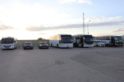 القوات المسلحة تجلي الدفعة 25 من أطفال غزة المرضى للعلاج في المملكة