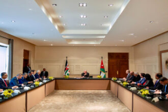 الملك: ضرورة أن تكون المصلحة الوطنية بوصلة الخطاب السياسي والإعلامي