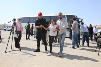 خلال عام .. 635 طفلا و 1598 مرافقاً لهم نقلهم الأردن من غزَّة في رحلة علاج يقودها الجيش العربي