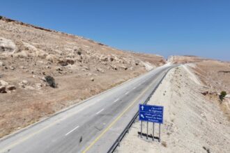 “الأشغال” تُعلن إنجاز طريق “صرفا – الأغوار”