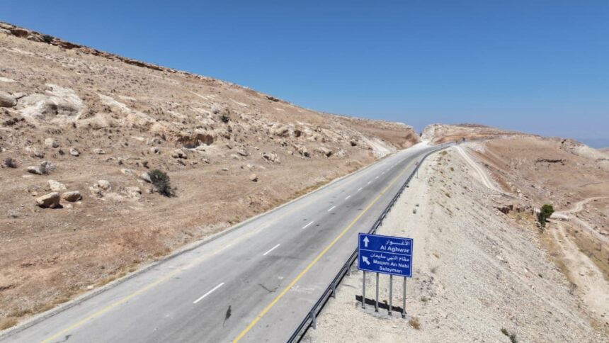 “الأشغال” تُعلن إنجاز طريق “صرفا – الأغوار”