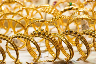 103.6 دينار سعر الذهب عيار 21 بالسوق المحلية