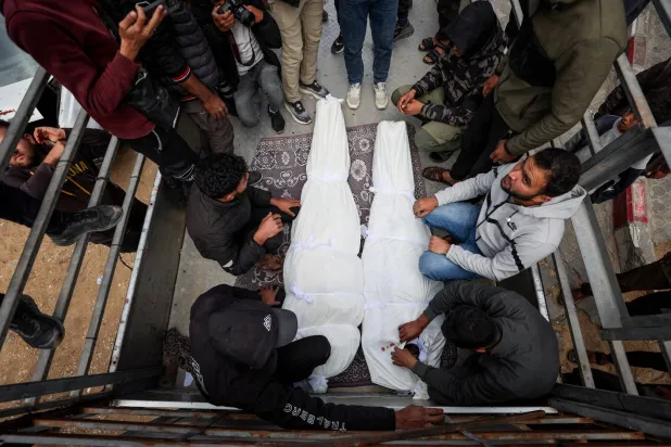 استشهاد 3 فلسطينيين برصاص الاحتلال في غزة استشهاد 3 فلسطينيين برصاص الاحتلال في غزة