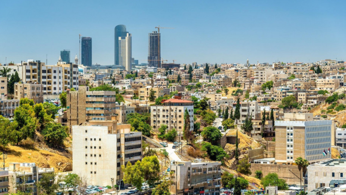 أجواء باردة نسبيًا اليوم ومنخفض جوي غدًا