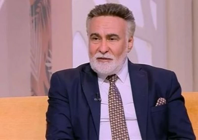 طارق الدسوقي لـ «عكاظ»: ابتعدت عن الدراما بسبب الابتذال.. و«علي كلاي» يمثل ميلادًا فنيًا جديدًا طارق الدسوقي لـ «عكاظ»: ابتعدت عن الدراما بسبب الابتذال.. و«علي كلاي» يمثل ميلادًا فنيًا جديدًا