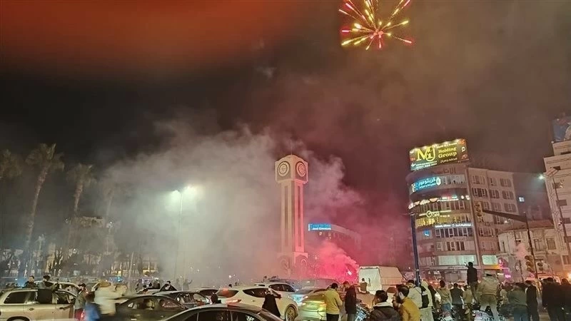 فيديو: من الحداد إلى الرقص.. إيران تحتفل في ليلة سقوط خامنئي