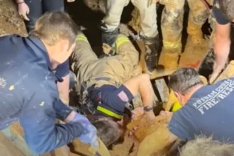 من عيد الحب إلى الوحل القاتل.. إنقاذ أمريكي بعد 10 أيام من الجحيم البارد