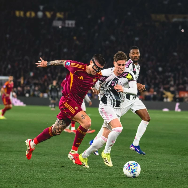 مباراة ماراثونية تنصف روما بتعادله وظيفه يوفنتوس مباراة ماراثونية تنصف روما بتعادله وظيفه يوفنتوس