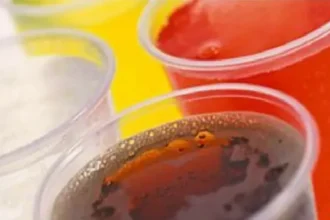 من زجاجة إلى جنازة.. «مشروب غازي» ينهي حياة طفلة مصرية