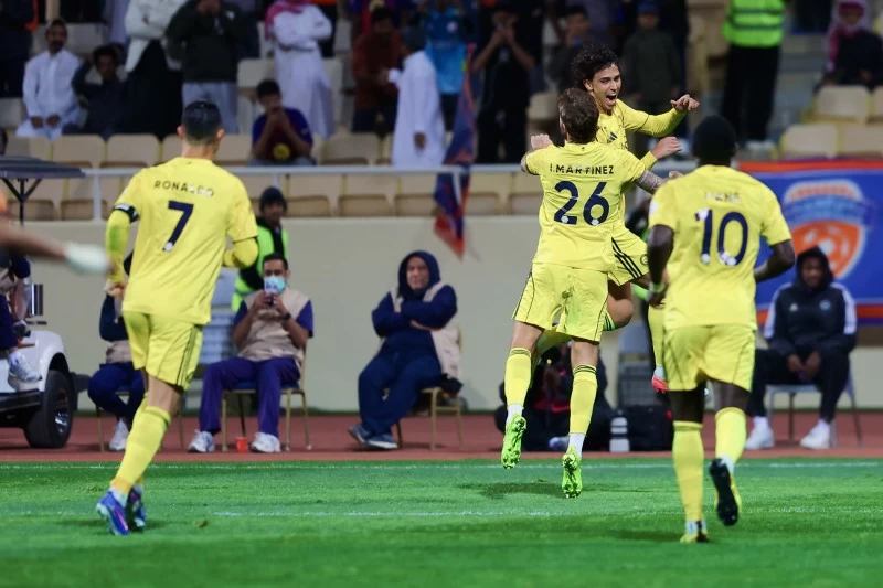 الجولة 24 لدوري المحترفين .. غزارة تهديفية وأرقام تاريخية الجولة 24 لدوري المحترفين .. غزارة تهديفية وأرقام تاريخية