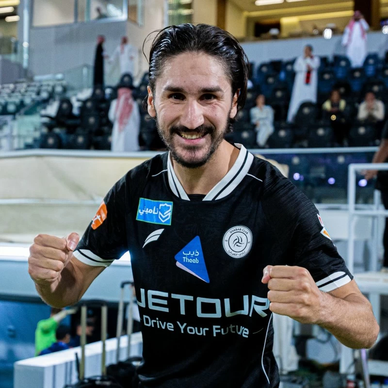 81 % دقة تمريرات «عدلي»