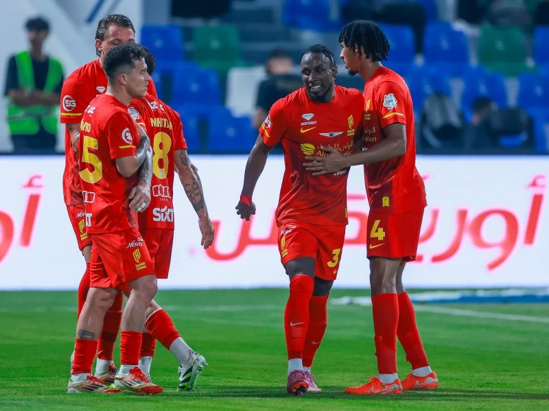 «كينونيس» ماكينة أهداف لا تتوقف