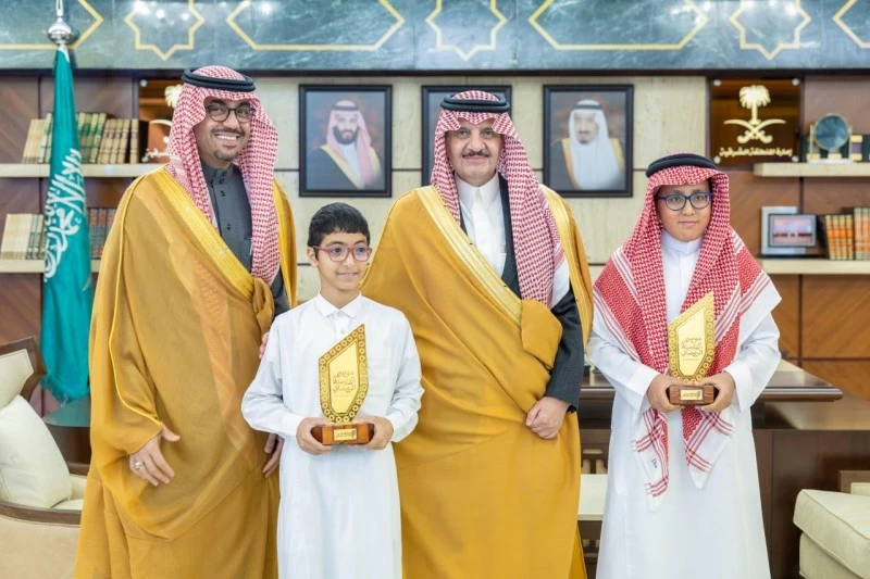 أمير الشرقية يكرم الفائزين في مسابقة القرآن الكريم أمير الشرقية يكرم الفائزين في مسابقة القرآن الكريم