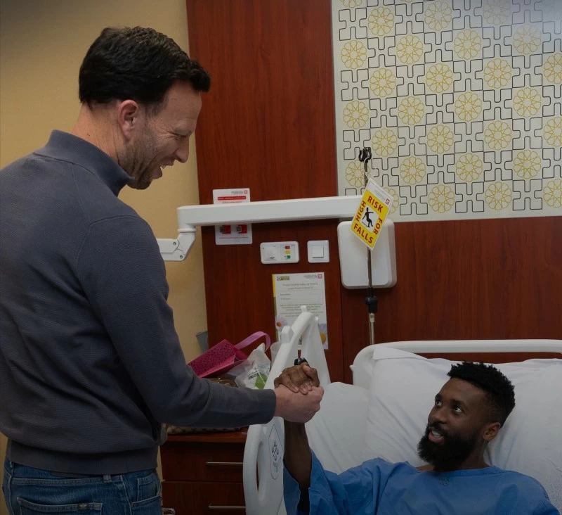 نجاح عملية «اليامي».. وموسمه مع الهلال انتهى نجاح عملية «اليامي».. وموسمه مع الهلال انتهى