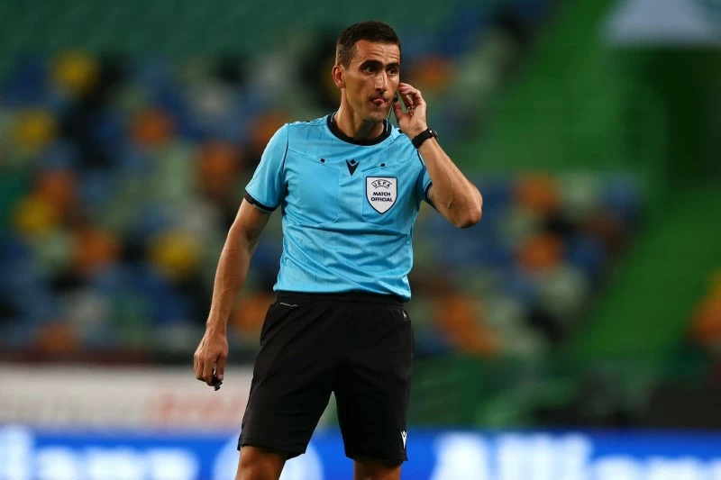 تكليف حكم من الجبل الأسود لإدارة الديربي تكليف حكم من الجبل الأسود لإدارة الديربي