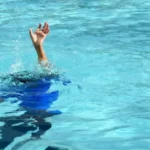 طفل يعود للحياة بعد ساعات من إعلان وفاته