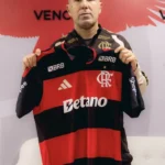 فلامنغو البرازيلي يتعاقد مع مدرب الهلال السابق