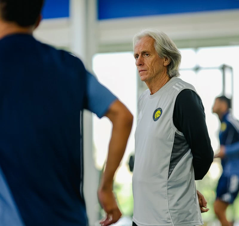 أزمة حراس المرمى في النصر تتفاقم.. والحمدان بديلاً لرونالدو