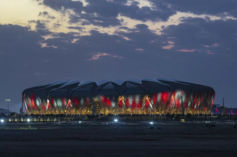 هل يبعثر الاتحاد أوراق الأهلي.. ويمهد الطريق لـ«هلال بنزيما»؟