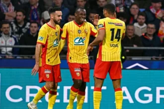 «سعودي » يقود لانس لنصف نهائي «كأس فرنسا»