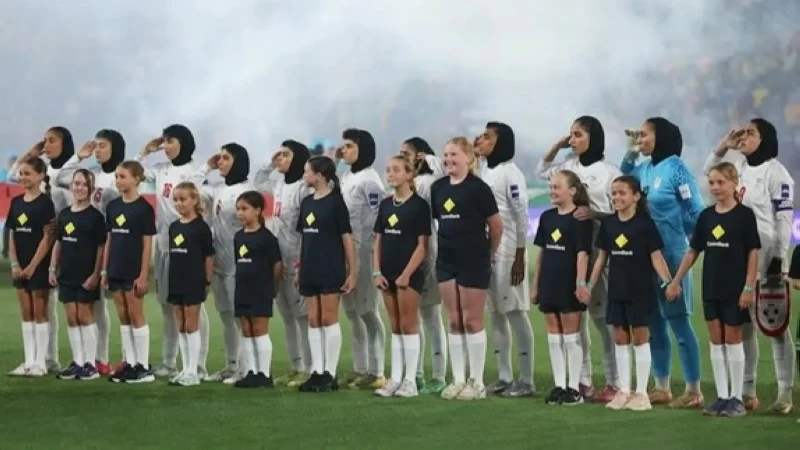 بسبب النشيد الوطني.. هل تواجه لاعبات منتخب إيران اتهامات بالخيانة؟