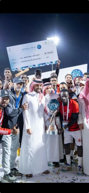 وزير الرياضة يبارك للتعاون تحقيق كأس البطولة.. وعيد يثمن الدعم