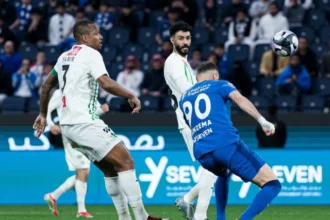 سجل 62 هدفاً وصنع 19 تمريرة.. «بنزيما»الرقم الصعب في الهلال