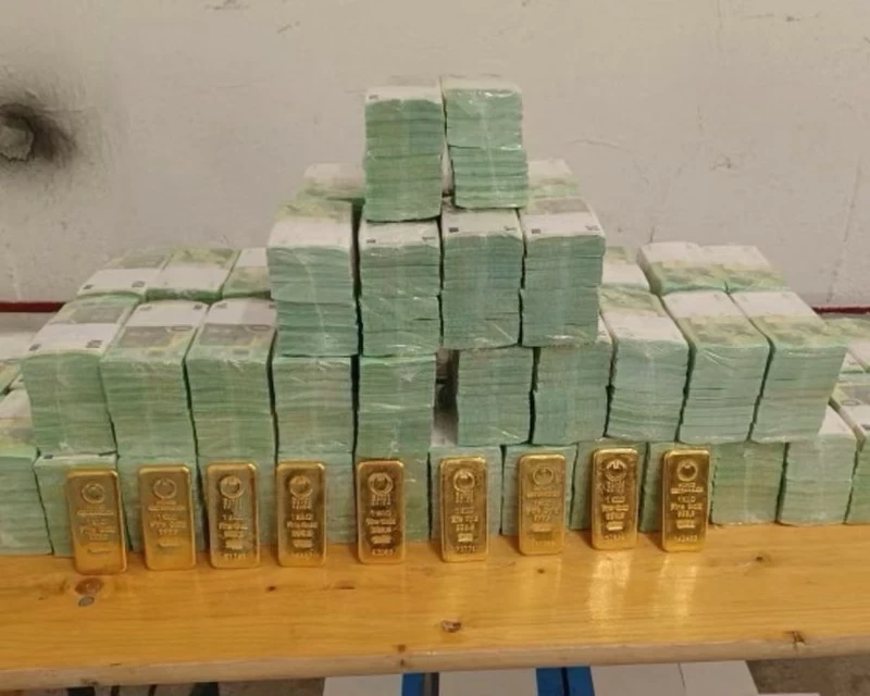 المجر تحتجز 80 مليون دولار وتعتقل 7 أوكرانيين وسط اتهامات بغسل الأموال