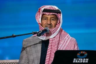 خالد عبد الرحمن: رفضت شيكاً مفتوحاً لبيع «بقايا جروح»