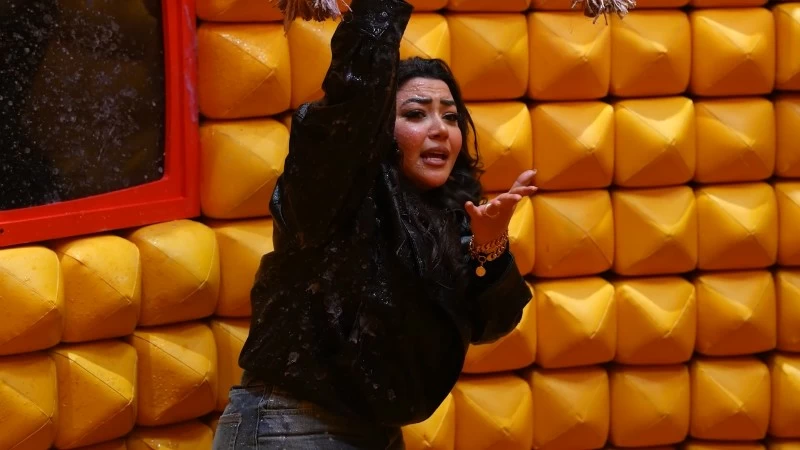 رحمة محسن: أخضع لجلسات العلاج الطبيعي بعد مقلب «رامز ليفل الوحش» رحمة محسن: أخضع لجلسات العلاج الطبيعي بعد مقلب «رامز ليفل الوحش»