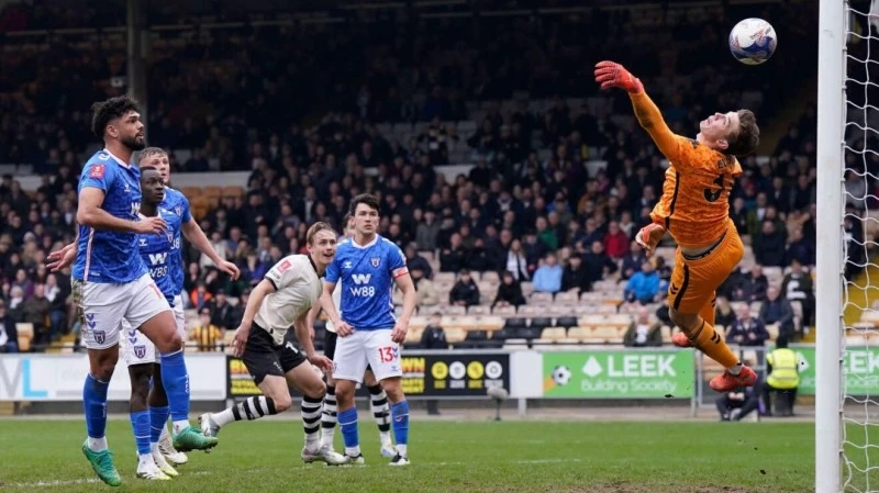 بورت فايل يفجر المفاجأة ببلوغ ربع نهائي كأس إنجلترا بورت فايل يفجر المفاجأة ببلوغ ربع نهائي كأس إنجلترا