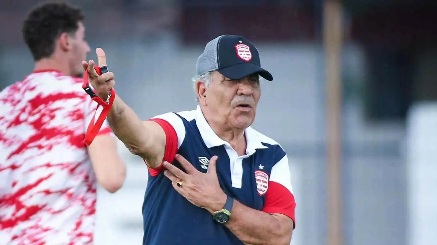 البنزرتي لـ«عكاظ»: شائعة منع مشاركة الصائمين «كلام فاضي»