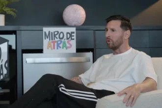 هل يقول «ميسي» كلمته في انتخابات برشلونة