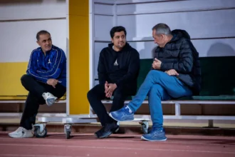 «دونيس» تحت الضغط قبل مواجهة النصر