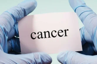 ارتفاع مقلق في إصابات السرطان بين الشباب.. إليك الأسباب والعلامات المبكرة
