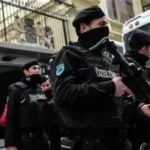 خلال 60 ثانية.. 7 ملثمين يستولون على 20 مليون ليرة في إسطنبول!