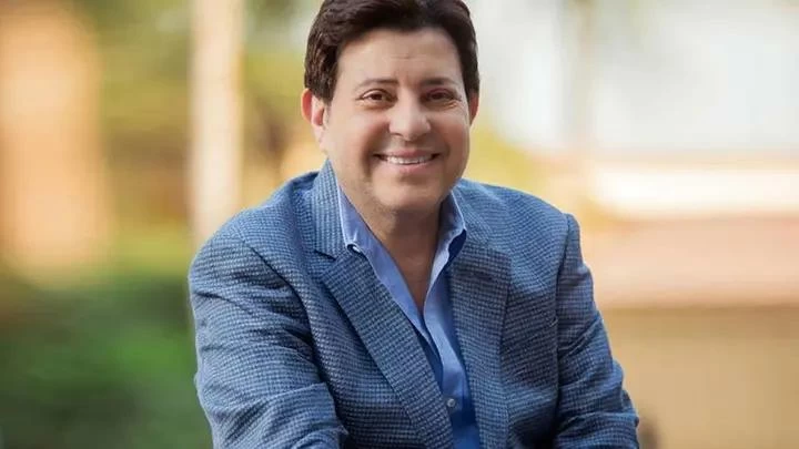 «الموسيقيين» تنفي شائعة وفاة هاني شاكر وتكشف حقيقة حالته الصحية