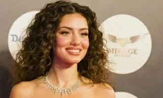 فنانة مصرية شهيرة تحاكم بتهمة السرقة بالإكراه